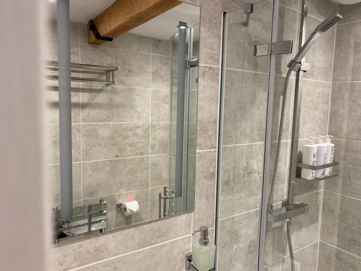 Top Tip Rooms Newmarket 纽马基特 外观 照片